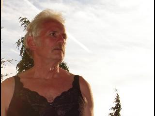 extremversaut - Vieles ist m&ouml;glich, erf&uuml;lle W&uuml;nsche soweit m&ouml;glich. Die Tr&auml;ume der Herrschaft m&uuml;ssen Wirklichkeit werden! 