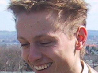 s&uuml;&szlig;er Nachbar - Ich bin dein junger, wilder Nachbar, der neu eingezogen ist. Du solltest mich mal besuchen kommen und mich n&auml;her kennenlernen. Ich muss aber sagen, ich trainiere viel freiz&uuml;gig und spiele gern! ;-) Auf gute Nachbarschaft!