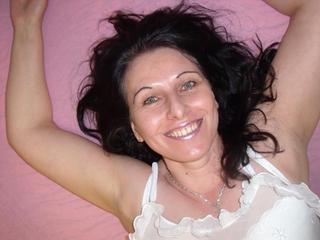 Angelika30 - Ich habe einfach Spaß am Sex. - schlecken,girl,pussy