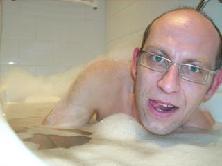 mikek - Ich bin Mike, habe ein gutes Alter, bin sehr humorvoll und chatte gerne!

Willst du mehr &uuml;ber mich erfahren? Dann besuche mich einfach im Chat!

Zeige auch mehr, lass dich &uuml;beraschen. Wir werden viel Spa&szlig; haben.