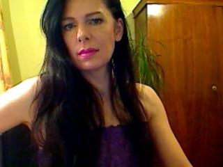 reifecolette - Alter: 47 / Krebs - Alter: 170 / sportlich - Geschlecht: weiblich - Ausrichtung: bisexuell - Haare: braun / lang - Piercing: keins - BH-Gr&ouml;&szlig;e: A - Hautfarbe: weiss - Augen: blau - Rasur: vollrasiert