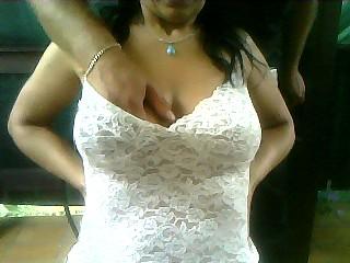 Sexy Lady mit Cam - Hier geht alles!

Vom Strippen bis zur Selbstbefriedigung.