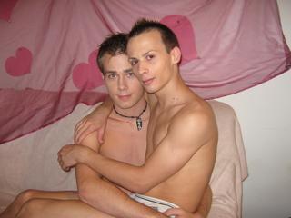 GayAction - Wir machen eine geile Show! - blasen,nutte,schleim