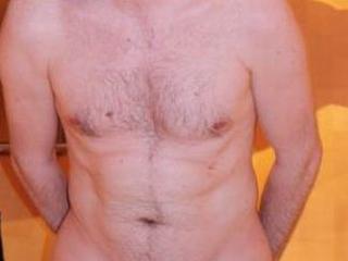 Cam Whore - Sport und Reisen. - Ich bin tabulos und f&uuml;r alles und jeden offen! Lass mich dein Spielball sein, ich gehorche aufs Wort. Melde dich, ich warte auf dich! - Alter: 38 / Steinbock - Alter: 180 / normal - Geschlecht: m&auml;nnlich - Ausrichtung: homosexuell - Haare: braun / kurz - Piercing: keins - BH-Gr&ouml;&szlig;e:  - Hautfarbe: weiss - Augen: blau - Rasur: teilrasiert