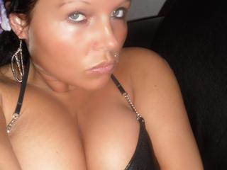 Nina 18 - Jung und dominant! - blasen,fotzen,schleim