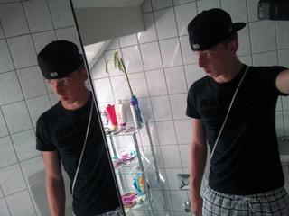 Alex20cm!!!! - Junger Mann mit geilem Sch*anz ;-) - ficken,girl,kitzler