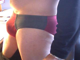 geile banane - M&ouml;chtest Du mit mir chatten? Dann bist Du hier genau richtig. Oder Du genie&szlig;t es einfach, wie ich mich vor der Cam selbst befriedige. Bin aufgeschlossen, romantisch und z&auml;rtlich. Schau einfach rein.