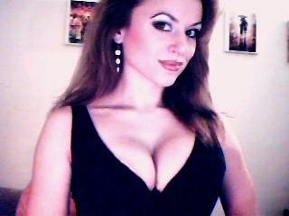 EroticHigh - Come in - let`s have some fun. It would be great, to get to know you! Help me out - tell me what you like. ;) But take care, I wont show you more than you need to see. ;)