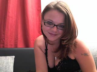 YoungCarmina - Jung und wild. - ficken,schlampe,kitzler