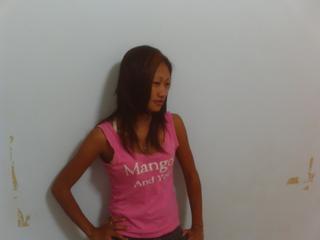 Sexy Secret - Bin eine junge Frau, die sich gern vor der Cam zeigt. Komm zu mir, und lerne mich kennen. Ich freue mich auf Dich. Du wirst es sicher nicht bereuen! ;-) Auch immer sehr gern real. 