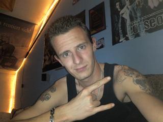 Pascal22 - Allein zu Hause, warte auf dich. - ficken,nachbarin,kitzler