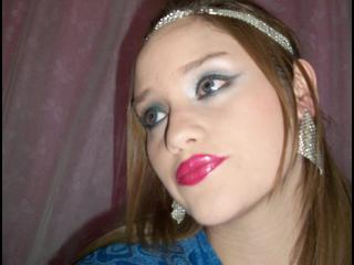 AlexiaDom - If you want to enjoy a sexy voiced vixen - join me! I like role-playing - and I especially enjoy being dominant. Will you be my slave?