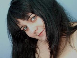 SCHLAMPE20 - Alter: 31 / Jungfrau - Alter: 174 / kr&auml;ftig - Geschlecht: weiblich - Ausrichtung: bisexuell - Haare: br&uuml;nett / lang - Piercing: Brustwarze - BH-Gr&ouml;&szlig;e: DD - Hautfarbe: weiss - Augen: blau - Rasur: teilrasiert