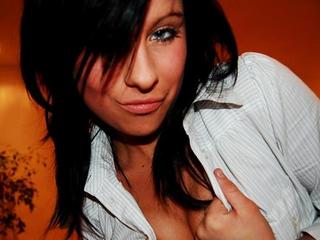 Louvie - Joggen, Fallschirmspringen, Tanzen und Fliegen. - Im Leben bin ich spontan, riskiere viele Sachen, bin f&uuml;r alles zu haben. Vor der Cam ist es genauso.

Ich warte auf Dich. - Alter: 21 / Stier - Alter: 169 / schlank - Geschlecht: weiblich - Ausrichtung: bisexuell - Haare: schwarz / sehr lang - Piercing: keins - BH-Gr&ouml;&szlig;e: C - Hautfarbe: gebr&auml;unt - Augen: blau - Rasur: vollrasiert