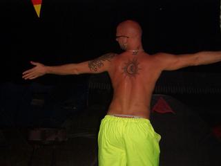 nicegay - Sport, real dates. Hardcore. - Hi Ladies, freue mich auf sch&ouml;ne Stunden zu zweit - und hoffentlich viel cam2cam Action. - Alter: 30 / Steinbock - Alter: 195 / sportlich - Geschlecht: m&auml;nnlich - Ausrichtung: heterosexuell - Haare:  / Glatze - Piercing: keins - BH-Gr&ouml;&szlig;e:  - Hautfarbe: gebr&auml;unt - Augen: braun - Rasur: vollrasiert