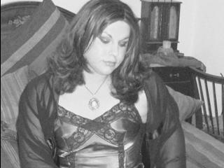 IsabellaTS - Hi, ich bin Isabella und hoffe, ich kann euch f&uuml;r mich begeistern... Ich freue mich sehr euch ein paar sch&ouml;ne, aufregende und durchaus erotische Momente zu bereiten... bis gleich!