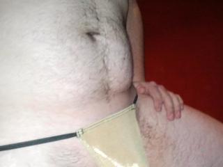 lustmolch20 - Alter: 20 / Waage - Alter: 175 / normal - Geschlecht: m&auml;nnlich - Ausrichtung: bisexuell - Haare: br&uuml;nett / kurz - Piercing: keins - BH-Gr&ouml;&szlig;e:  - Hautfarbe: weiss - Augen: gr&uuml;n - Rasur: vollrasiert