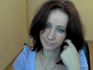 Amiee - I`m a petite babe. :) - bumsen,schlampe,klitoris