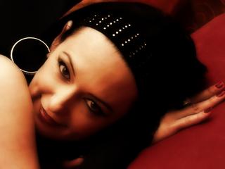 SquirtyGoddess - Alter: 30 / Jungfrau - Alter: 168 / schlank - Geschlecht: weiblich - Ausrichtung: bisexuell - Haare: schwarz / sehr lang - Piercing: keins - BH-Gr&ouml;&szlig;e: B - Hautfarbe: weiss - Augen: braun - Rasur: teilrasiert