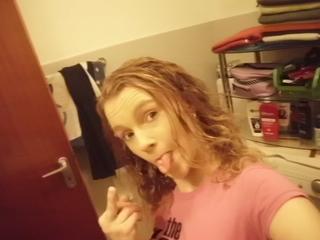 AllYouWant - Wir sind neugierig auf neue Erfahrungen mit DIR! Livedates m&ouml;glich. - bumsen,nutte,kitzler