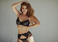 Fröhliche, verantwortungsbewusste, gesellige und unternehmungslustige Frau. Alles dreht sich um mich. Ich bin ein guter und zuverlässiger Freund. Ich höre gerne Menschen zu. Manchmal ist es eine sehr nützliche Funktion. Ich mag Überraschungen.