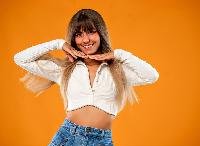 Hallo Liebling, ich bin NadiaBooty,
Ich bin ein mutiges, abenteuerlustiges Mädchen, das die Welt erkunden möchte, ich liebe viele Dinge, die ich gerne mit dir teilen werde, obwohl ich hoffe, dass du mich auch dominierst und mich in den lustvollen Kerker deines Herzens fesselst.