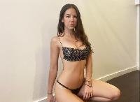 Heiße Dame mit kleinen aber feinen Brüsten zum Spielen. Ich mag meine topless Nacktheit und ich mag mit dir darüber diskutieren, aber auch etwas spielen :))) 

Bist du auch ständig so erregt  ??