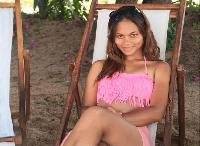 Ich will Ihnen ein kleines Geheimnis verraten. Ich kann einfach nicht genug bekommen. Ich will mehr und mehr und mehr. Manchmal denke ich, dass ich total süchtig bin.