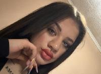 Ich hoffe, du wirst meinen frischen 18-jährigen Körper genießen und ein paar lustige Dinge mit mir zusammen machen