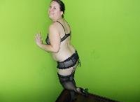 Besuchen Sie mich, und ich werde Ihnen helfen, Ihre erotische Spannung zu kontrollieren und Ihre H**en zu entleeren. Und Sie können sich prächtig amüsieren und vielleicht auch unterhalten.