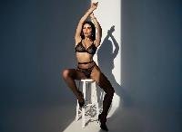 Willst du ein sexy, kluges und leidenschaftliches Mädchen? Mit einer sinnlichen Seele und Zärtlichkeit im Inneren dann auf richtige Weise BB! Ich werde Ihren Aufenthalt unvergesslich und aufregend machen! Ich mag Männer sehr, die eine Frau respektieren.