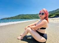 Hallo Schatz, ich bin Sabrina Kitty, ich identifiziere mich als ein Mädchen, das in vielen Dingen etwas unerfahren ist, aber viel Lernwille hat. Ich bin etwas schüchtern, aber ich gehe gerne Risiken ein und ich gebe zu, dass ich das mag, Erotik für meine zukünftigen Projekte zu erforschen.