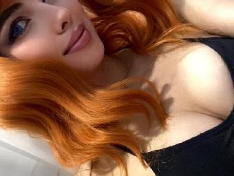 Dominant, Fetisch, Outdoor, Parkplatz-Sex, Piercing, Schlucken, Spanking, Tattoos, Voyeurismus