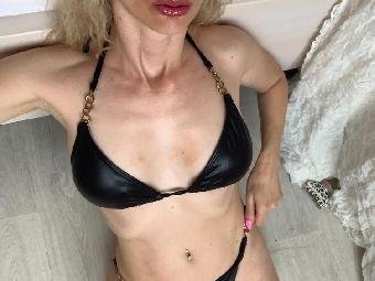 Anal-Sex, Dominant, Natursekt, Oralsex, Outdoor, Parkplatz-Sex, Rollenspiele, Schlucken, Sexspielzeug