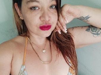 Anal-Sex, Dominant, Exhibitionismus, Intimschmuck, Oralsex, Parkplatz-Sex, Piercing, Schlucken, Sexspielzeug, Spanking