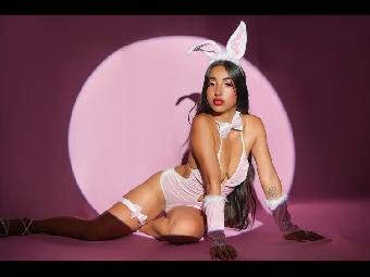 Anal-Sex, Devot, Fetisch, Natursekt, Oralsex, Rollenspiele, Schlucken, Sexspielzeug, Spanking, Voyeurismus