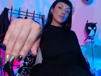 Anal-Sex, Dominant, Fesselspiele, Fetisch, Gangbang, Intimschmuck, Lack und Leder, SM-Sex, Spanking, Voyeurismus